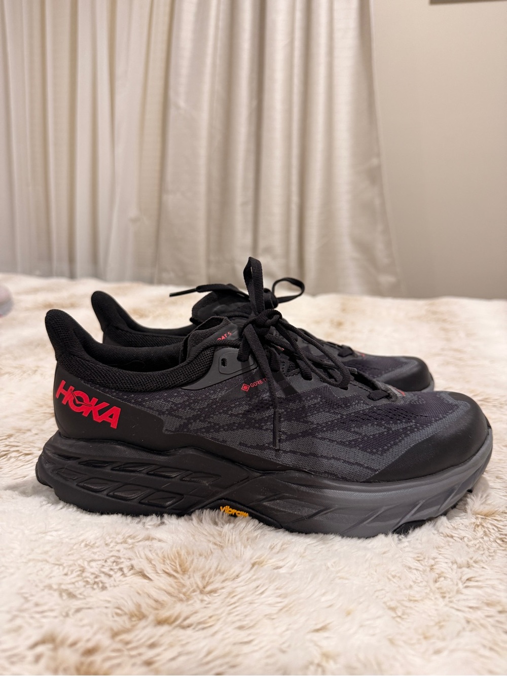 HOKA Speedgoat 5 GTX Spike Gore-Tex Trail Running Shoes Black Red Vibram